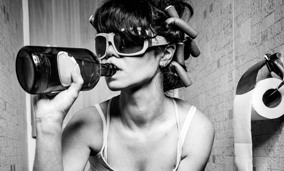 Drink alcohol girls